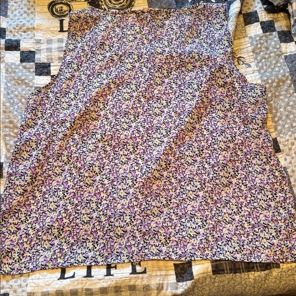 Tank - Picture 4 of 4